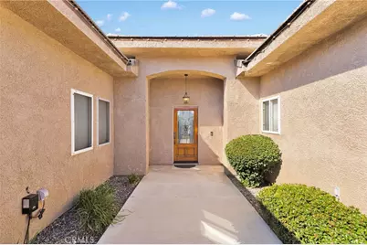 19274 Kanbridge Street, Apple Valley, CA 92308 - Photo 5