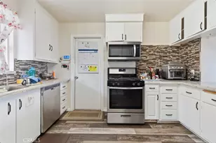 16264 Saint Timothy, Apple Valley, CA 92307 - Photo 11