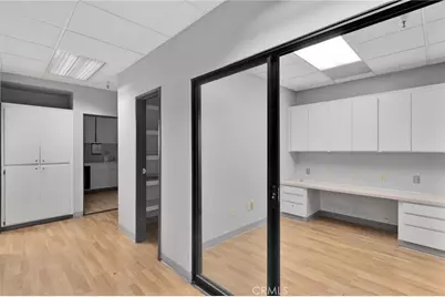 18056 Wika, Apple Valley, CA 92307 - Photo 11