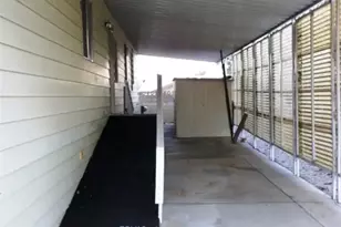 27601 Sun City, Sun City, CA 92586 - Photo 3