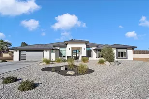 16383 Ridge View Dr, Apple Valley, CA 92307 - Photo 3