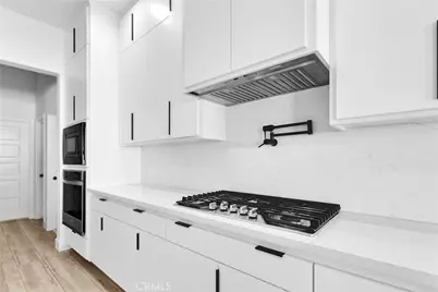 16383 Ridge View Drive, Apple Valley, CA 92307 - Photo 15