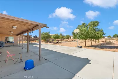 11158 Pinon, Hesperia, CA 92345 - Photo 27