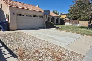 37933 Calcedony, Palmdale, CA 93552 - Photo 11