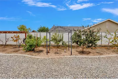 11359 Courtside, Victorville, CA 92392 - Photo 43