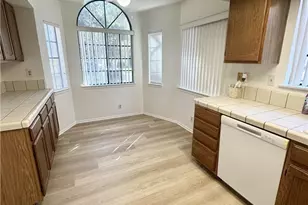 11718 Oak St, Apple Valley, CA 92308 - Photo 5