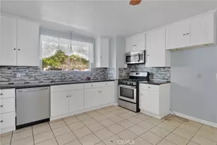 12566 Iroquois Rd, Apple Valley, CA 92308 - Photo 11