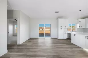 15590 Dale Evans Pkwy, Apple Valley, CA 92307 - Photo 7