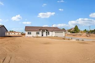 15605 Dale Evans Pkwy, Apple Valley, CA 92307 - Photo 3