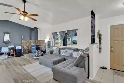 13647 Mesquite, Oak Hills, CA 92344 - Photo 7