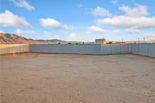 20997 Valencia St, Apple Valley, CA 92308 - Photo 57
