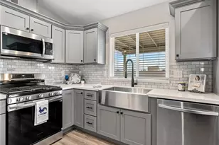 20997 Valencia St, Apple Valley, CA 92308 - Photo 5