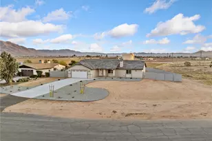 20997 Valencia St, Apple Valley, CA 92308 - Photo 29