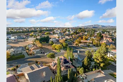 13135 Yellowstone, Victorville, CA 92395 - Photo 7