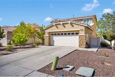 16732 Desert Lily Street, Victorville, CA 92394 - Photo 3