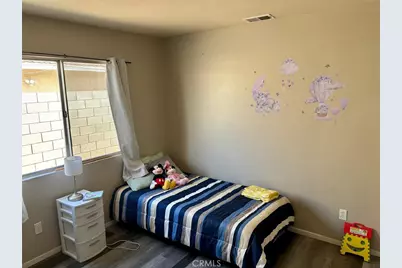 15162 Cambria Street, Fontana, CA 92335 - Photo 9