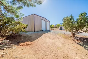 9999 Oasis Rd, Pinon Hills, CA 92372 - Photo 37