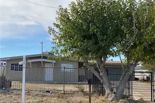 10380 Baker Rd, Lucerne Valley, CA 92356 - Photo 5