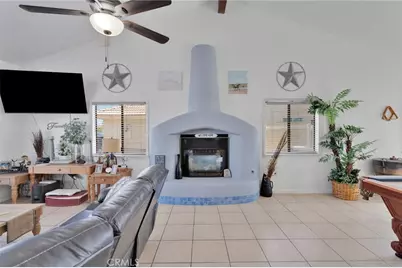 14489 Schooner, Helendale, CA 92342 - Photo 9