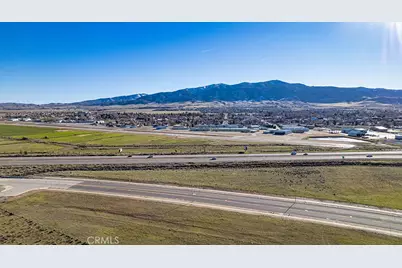 8 Challenger, Tehachapi, CA 93561 - Photo 1