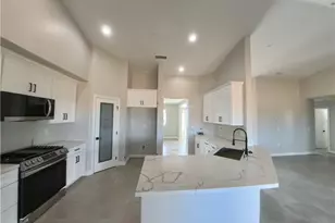 17576 Hercules St, Hesperia, CA 92345 - Photo 9