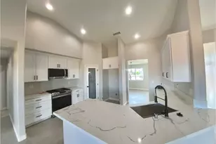 17576 Hercules St, Hesperia, CA 92345 - Photo 7