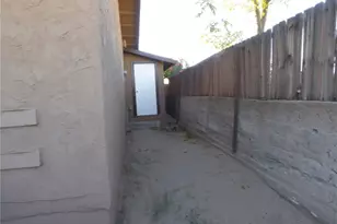 821 Windy Pass / Bypass, Barstow, CA 92311 - Photo 13