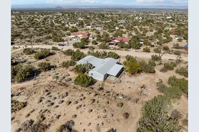 633 Cholla, Pinon Hills, CA 92372 - Photo 37