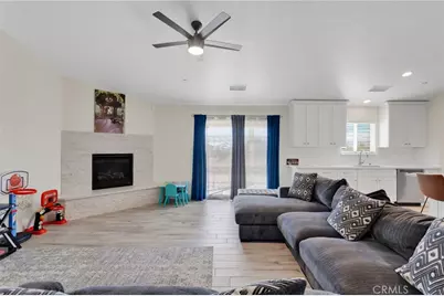 10535 7th, Hesperia, CA 92345 - Photo 9