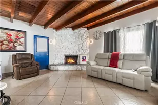 389 Amalia, Los Angeles, CA 90022 - Photo 11