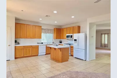 15121 Sorrel Road, Victorville, CA 92394 - Photo 17