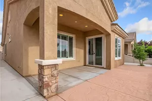 10364 Lakeshore Dr, Apple Valley, CA 92308 - Photo 33