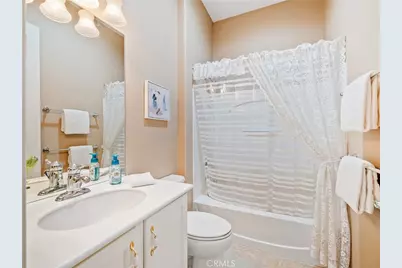 10364 Lakeshore Drive, Apple Valley, CA 92308 - Photo 29