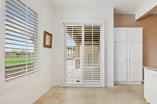 10364 Lakeshore Dr, Apple Valley, CA 92308 - Photo 23