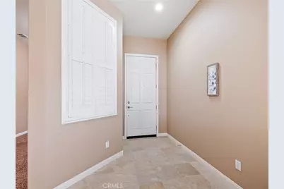 10364 Lakeshore Drive, Apple Valley, CA 92308 - Photo 9