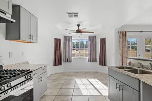 18063 Catalpa St, Hesperia, CA 92345 - Photo 11