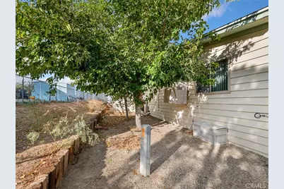 13393 Mariposa Rd Space 196, Victorville, CA 92395 - Photo 41