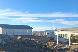 32322 Richard, Lucerne Valley, CA 92356 - Photo 5