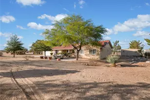 3996 Yucca Terrace, Phelan, CA 92371 - Photo 15