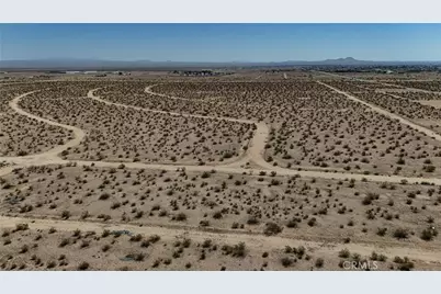 743 Evelyn Avenue, California City, CA 93505 - Photo 5
