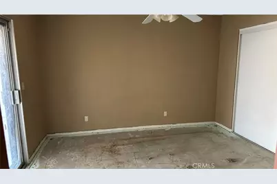 11861 10th, Hesperia, CA 92345 - Photo 5