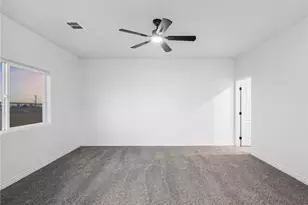 2994 Manzano Rd, Pinon Hills, CA 92372 - Photo 21