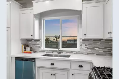 2994 Manzano Road, Pinon Hills, CA 92372 - Photo 11