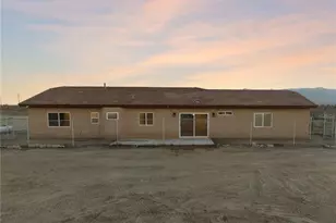 2994 Manzano Rd, Pinon Hills, CA 92372 - Photo 39