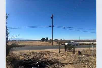 11025 Central, Apple Valley, CA 92308 - Photo 15