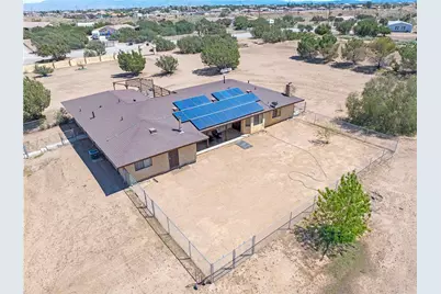 9448 Braceo, Oak Hills, CA 92344 - Photo 3