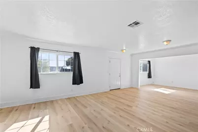 18264 Pine, Fontana, CA 92335 - Photo 17