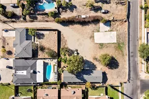 18264 Pine, Fontana, CA 92335 - Photo 33