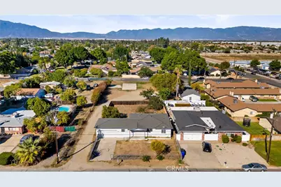 18264 Pine, Fontana, CA 92335 - Photo 29