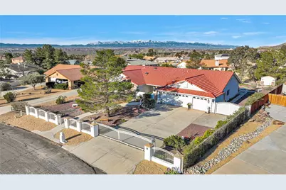 16620 Iwa, Apple Valley, CA 92307 - Photo 47